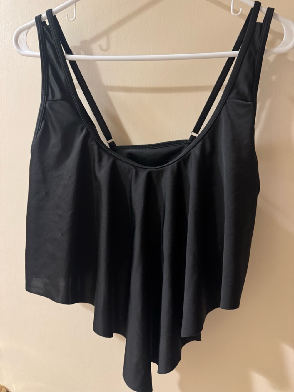 Women’s Black Flowy Tank Top